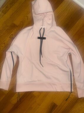 On Running Women’s Focus Tech Hoodie Pink XS